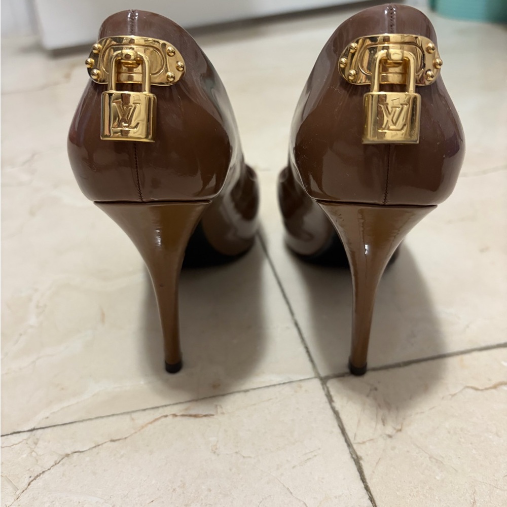 Louis Vuitton Brown Patent Leather Padlock Stiletto Heels